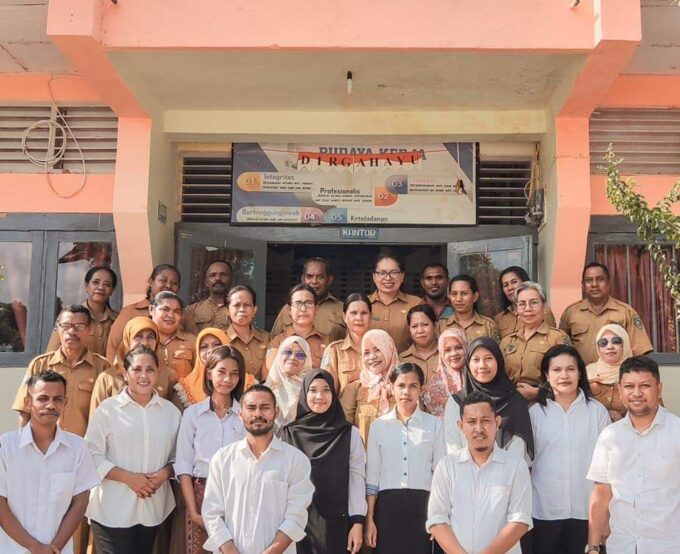 Menjelajahi Keajaiban Sains: Eksperimen Seru di Laboratorium Sekolah Kami!