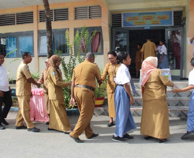 Mendalami Manfaat Pentingnya Website Sekolah