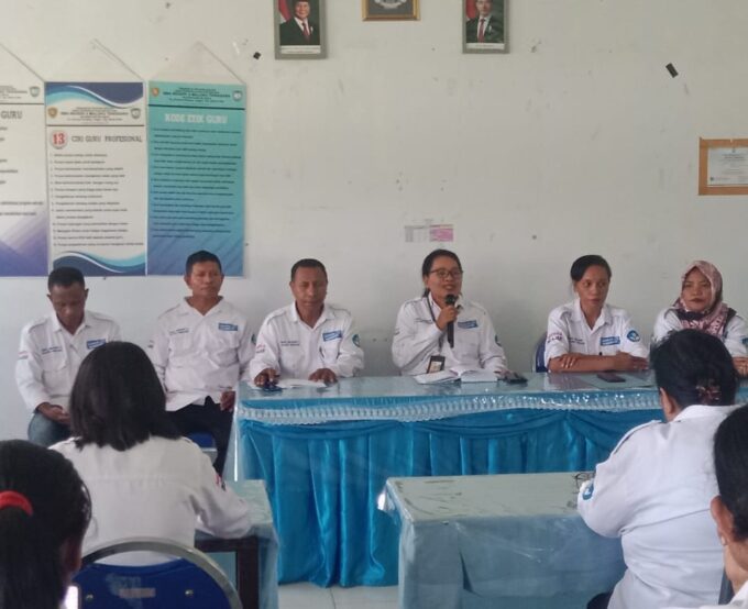 Rapat Penentuan dan Penetapan Kelulusan Siswa Kelas XII SMA Negeri 3 Maluku Tenggara Tahun 2025